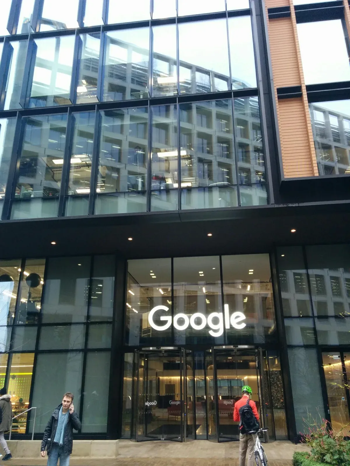 伦敦国王十字 Google DeepMind 总部入口